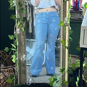 Hollister jeans ; high rise vintage flare ; 13L ; w31 L34 ; hardly used.